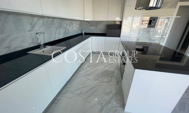 Resale - Villa -
Torrevieja - La Mata