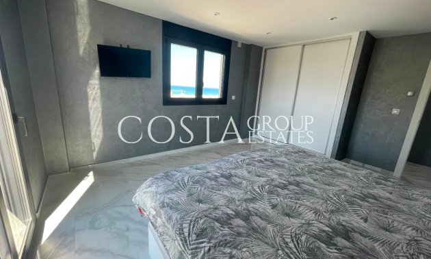 Resale - Villa -
Torrevieja - La Mata