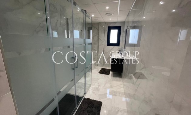 Resale - Villa -
Torrevieja - La Mata