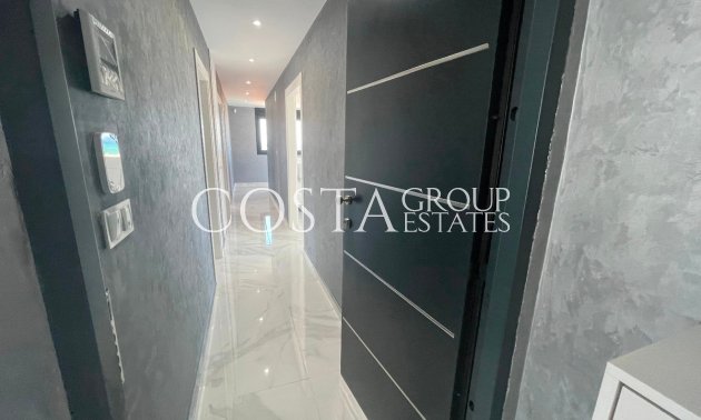 Resale - Villa -
Torrevieja - La Mata