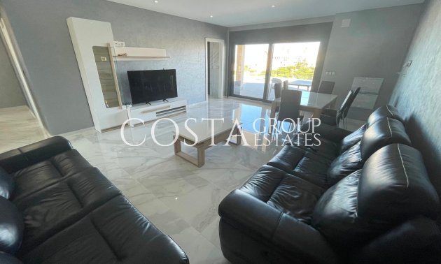 Resale - Villa -
Torrevieja - La Mata