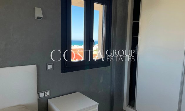 Resale - Villa -
Torrevieja - La Mata