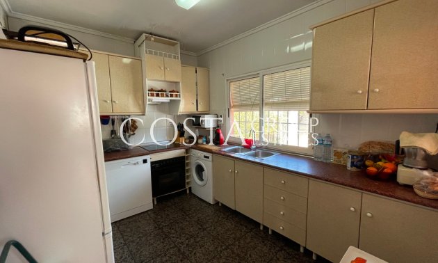 Revente - Villa -
Guardamar del Segura - Guardamar del Segura Centro