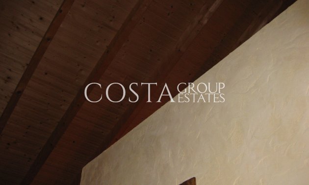 Odsprzedaż - Willa -
Benferri