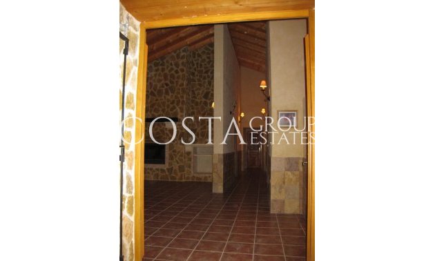 Odsprzedaż - Willa -
Benferri