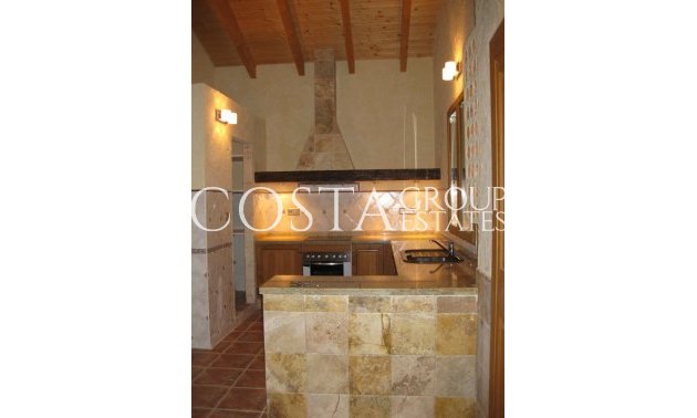 Odsprzedaż - Willa -
Benferri