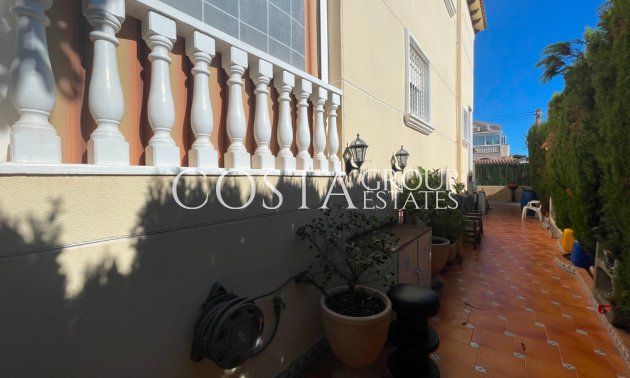 Herverkoop - Villa -
Guardamar del Segura - Guardamar del Segura Centro