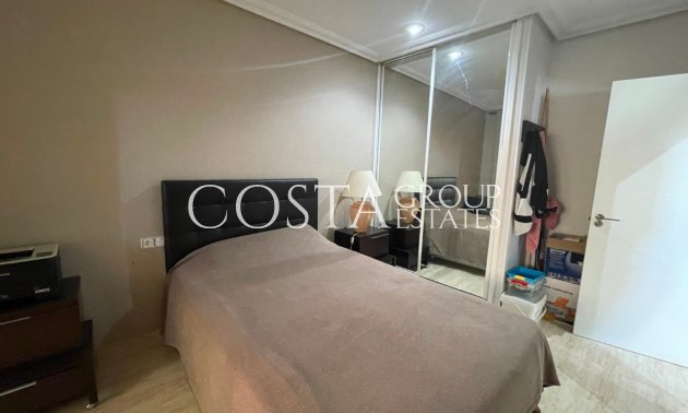 Herverkoop - Villa -
Guardamar del Segura - Guardamar del Segura Centro