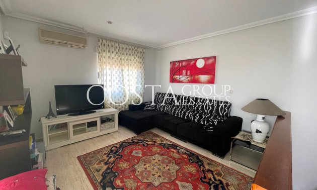 Herverkoop - Villa -
Guardamar del Segura - Guardamar del Segura Centro