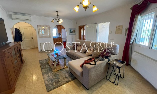 Odsprzedaż - Willa -
Catral - Catral Centro