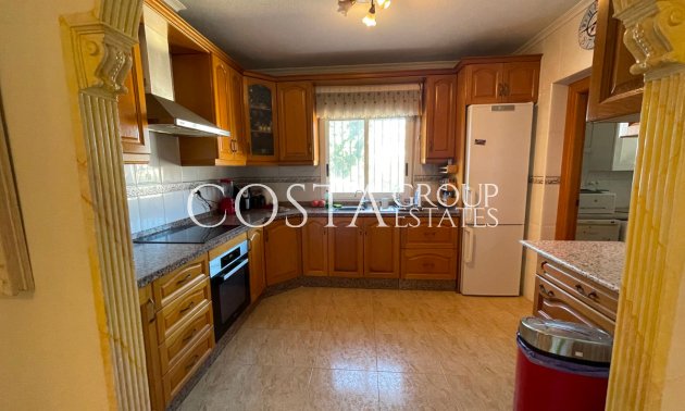 Odsprzedaż - Willa -
Catral - Catral Centro