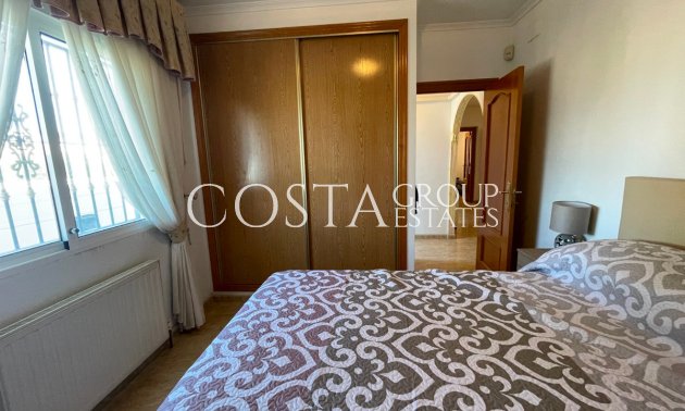 Odsprzedaż - Willa -
Catral - Catral Centro