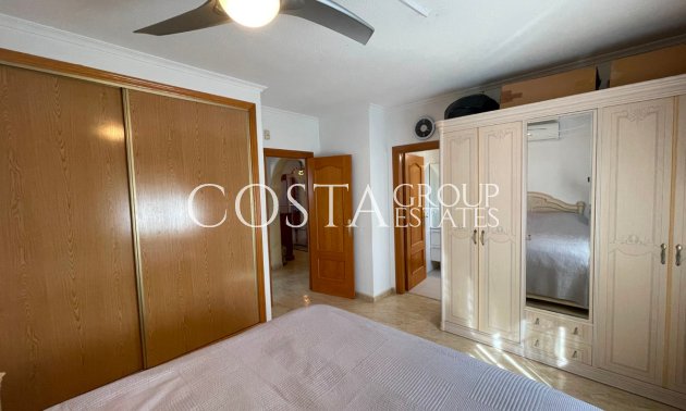 Odsprzedaż - Willa -
Catral - Catral Centro