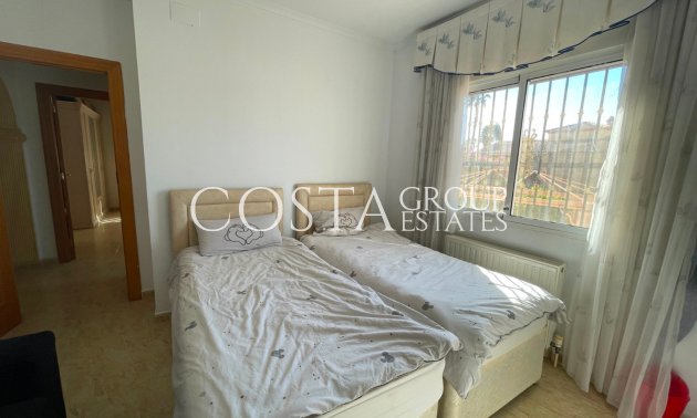 Odsprzedaż - Willa -
Catral - Catral Centro