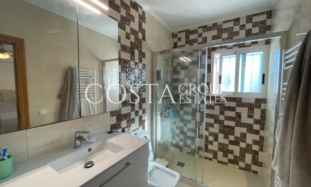 Odsprzedaż - Willa -
Catral - Catral Centro