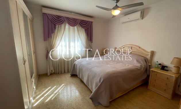 Odsprzedaż - Willa -
Catral - Catral Centro