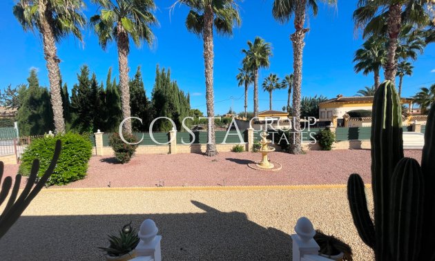 Odsprzedaż - Willa -
Catral - Catral Centro