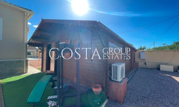 Odsprzedaż - Willa -
Catral - Catral Centro