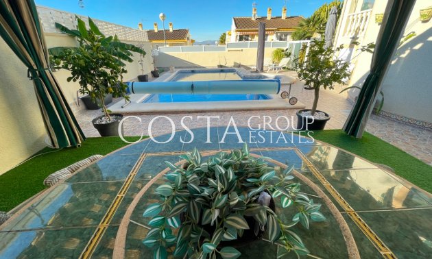 Odsprzedaż - Willa -
Rojales