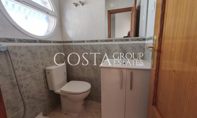 Odsprzedaż - Dom -
Orihuela Costa - Punta Prima