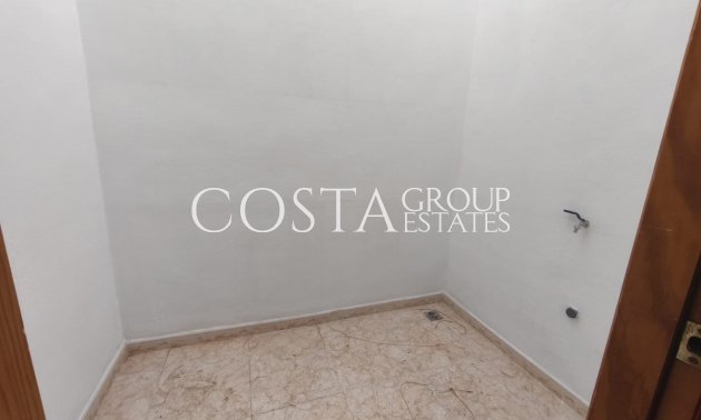 Odsprzedaż - Dom -
Orihuela Costa - Punta Prima