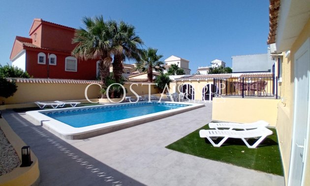 Odsprzedaż - Willa -
Mazarrón - Mazarrón Centro