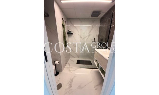 Herverkoop - Apartments -
Urbanización El Raso