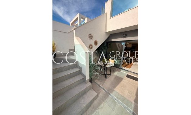 Herverkoop - Apartments -
Urbanización El Raso