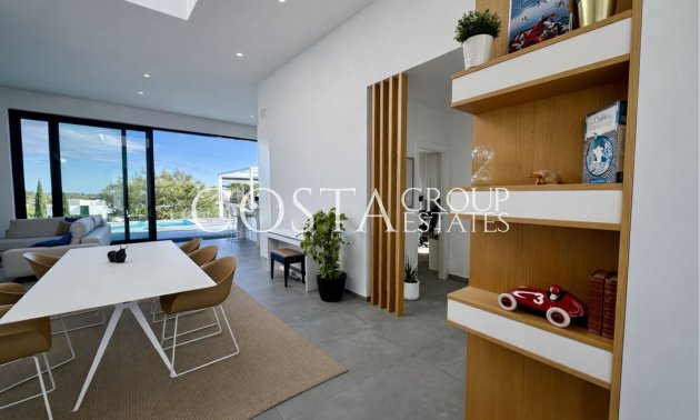 Odsprzedaż - Willa -
Orihuela Costa - Las Colinas Golf