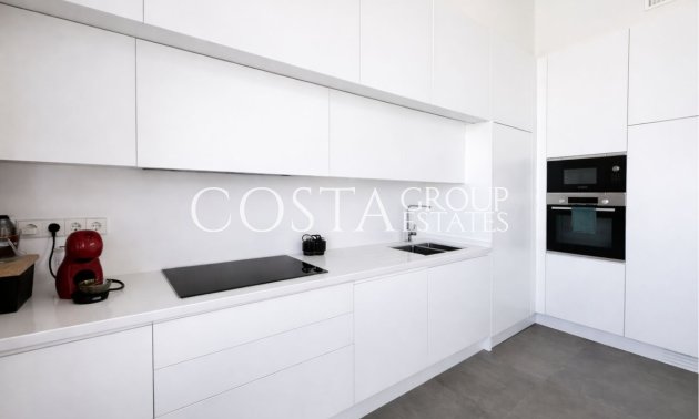 Odsprzedaż - Willa -
Orihuela Costa - Las Colinas Golf