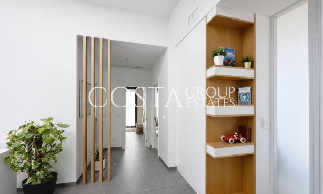 Odsprzedaż - Willa -
Orihuela Costa - Las Colinas Golf