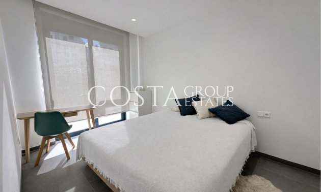 Odsprzedaż - Willa -
Orihuela Costa - Las Colinas Golf