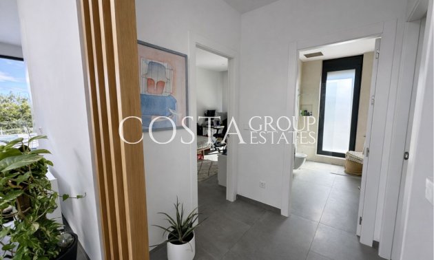 Odsprzedaż - Willa -
Orihuela Costa - Las Colinas Golf