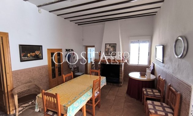 Odsprzedaż - Willa -
Yecla - Yecla Centro