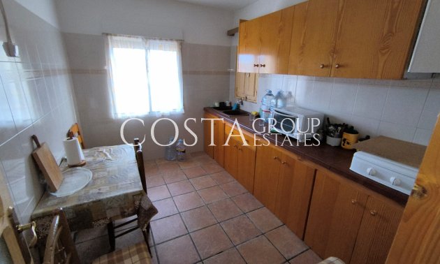 Odsprzedaż - Willa -
Yecla - Yecla Centro