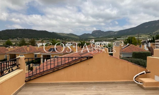 Nowy budynek - Willa -
La Romana