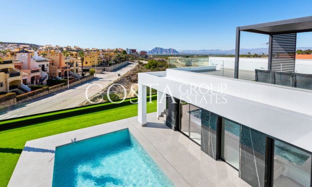 Nowy budynek - Willa -
La Finca Golf