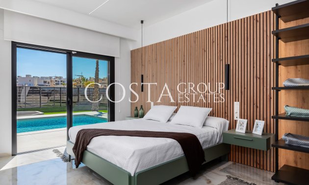 Nowy budynek - Willa -
La Finca Golf