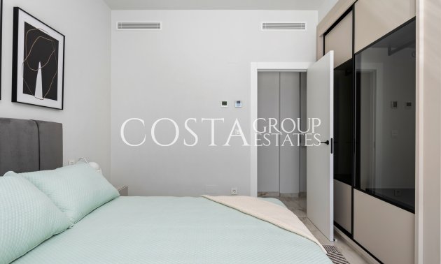 Nowy budynek - Willa -
La Finca Golf