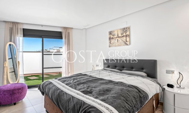 Resale - Villa -
Los Alcazares - Euro Roda