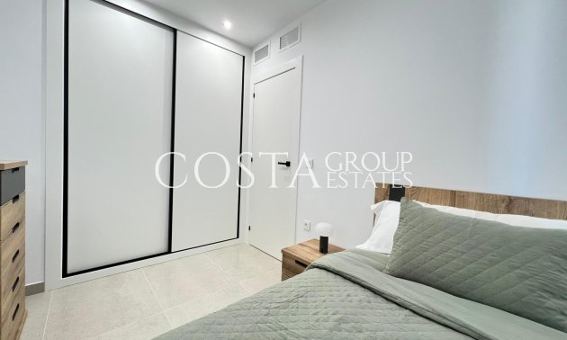 Neue Gebäude - Villa -
Benferri