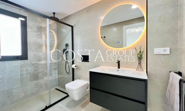 Neue Gebäude - Villa -
Benferri