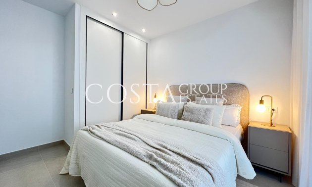 Neue Gebäude - Villa -
Benferri