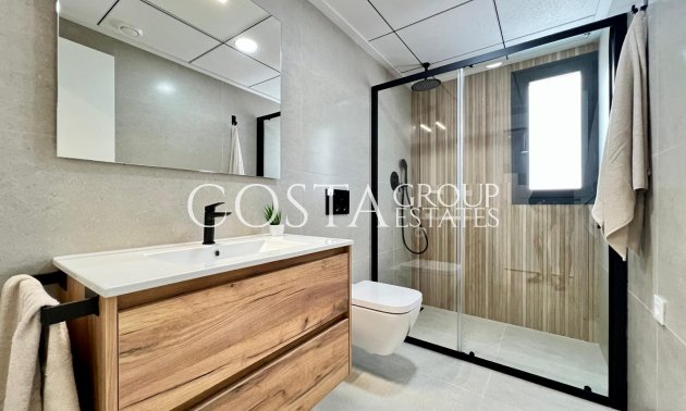 Neue Gebäude - Villa -
Benferri