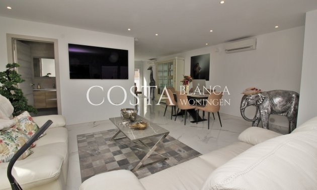 Resale - Villa -
Villamartín