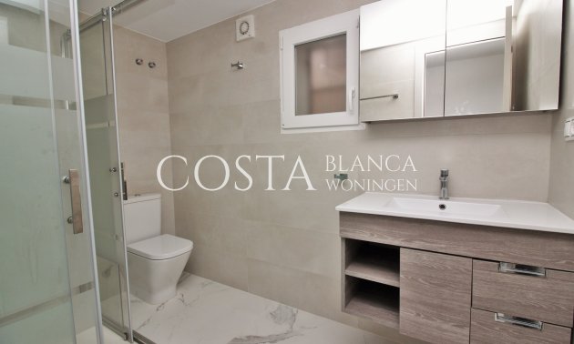 Resale - Villa -
Villamartín