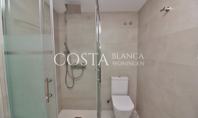Resale - Villa -
Villamartín