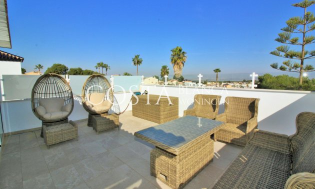Resale - Villa -
Villamartín