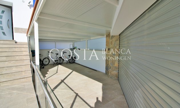 Resale - Villa -
Villamartín