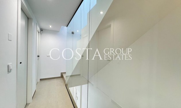 Neue Gebäude - Villa -
Benferri - Benfis Park